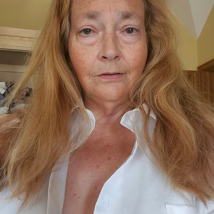 Facesit Queen
