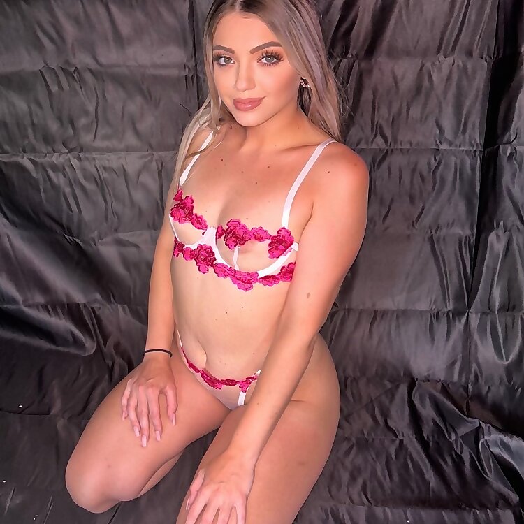 Micayla 