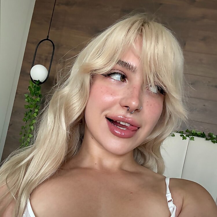Nikki Bump