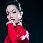 Domina R