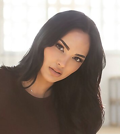 Claudia Bavel