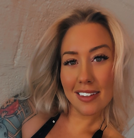 Ashley 