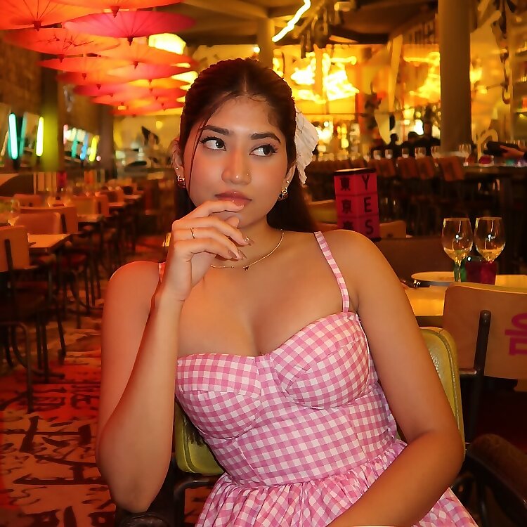 Ria Amin