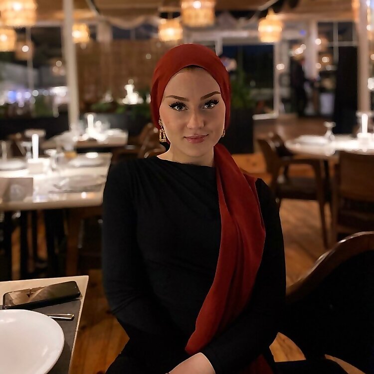 Esma Sağlam