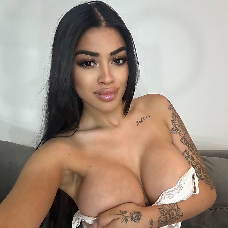 Julia Rivanel 