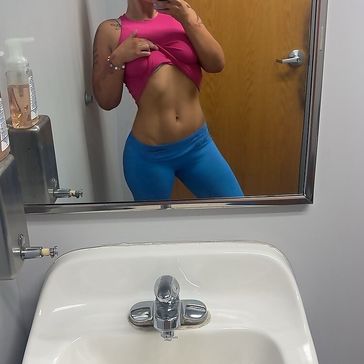 Aurora Aye