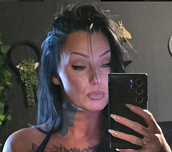 Stephanie lynn