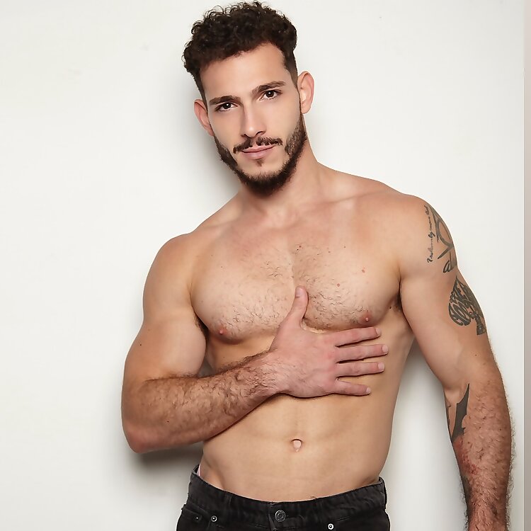 Ricky Hard