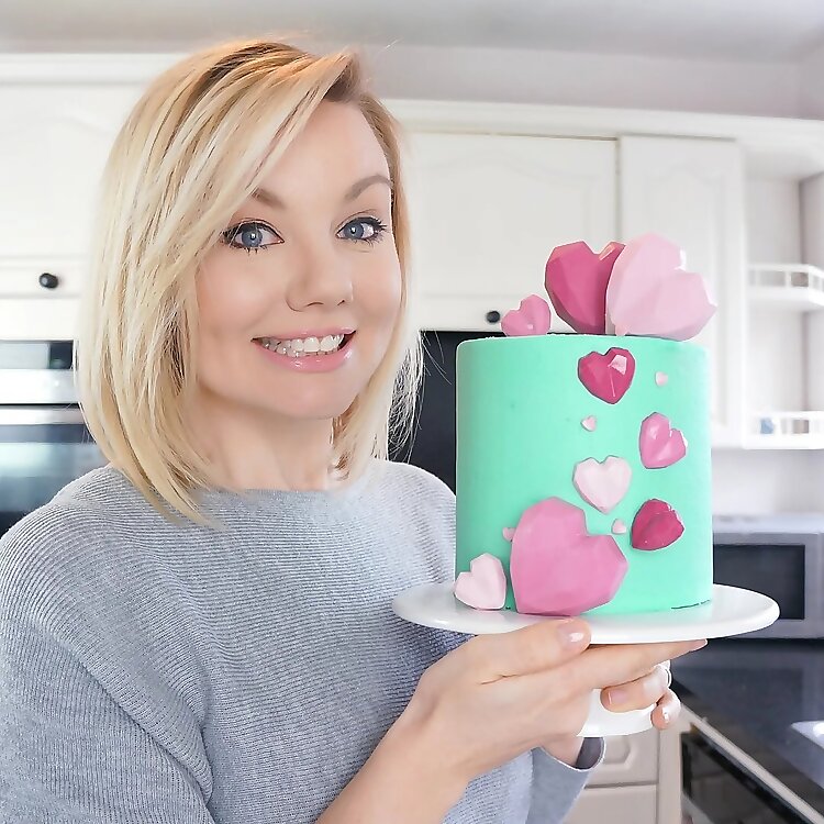 Cakes by lynz