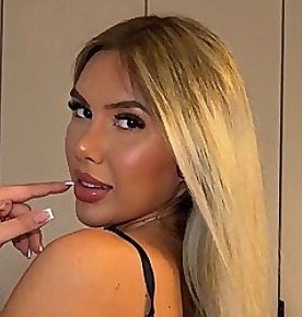Stephie Bx