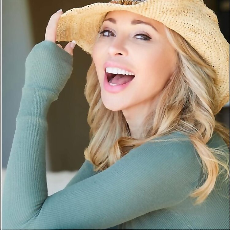 Tara Strong