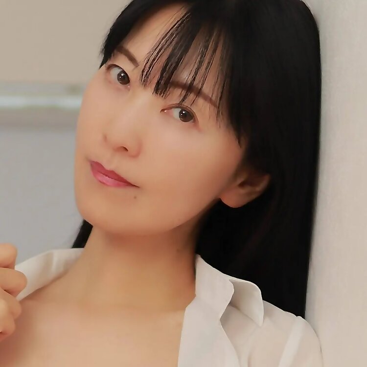 Hitomi