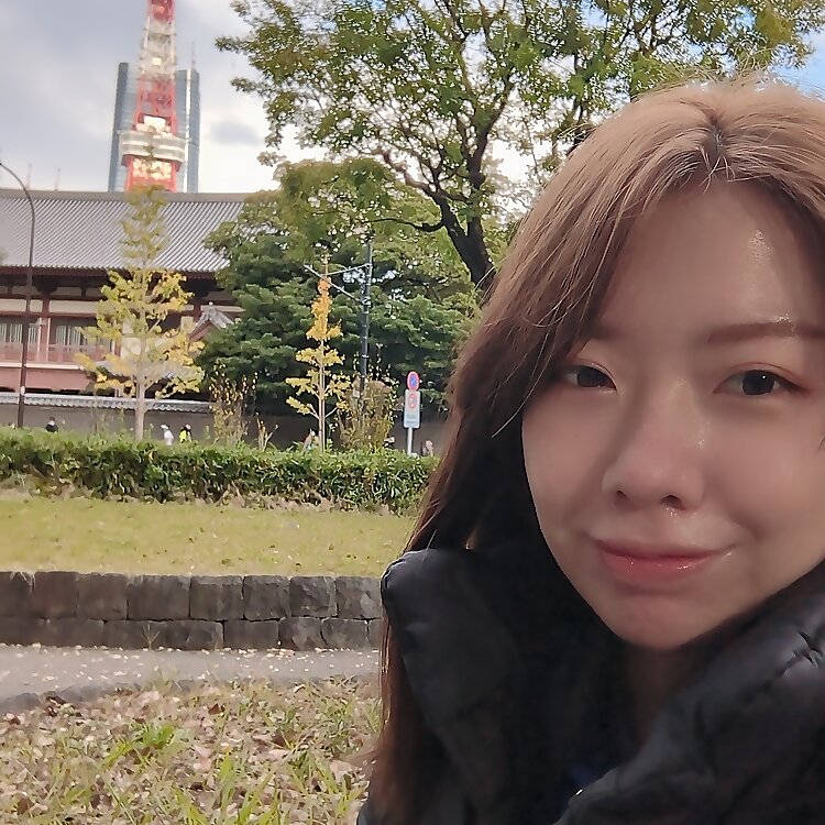 Hitomi