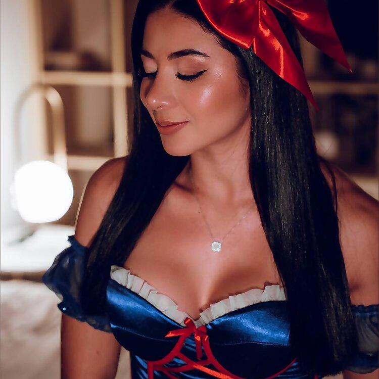 Suzanne Roy