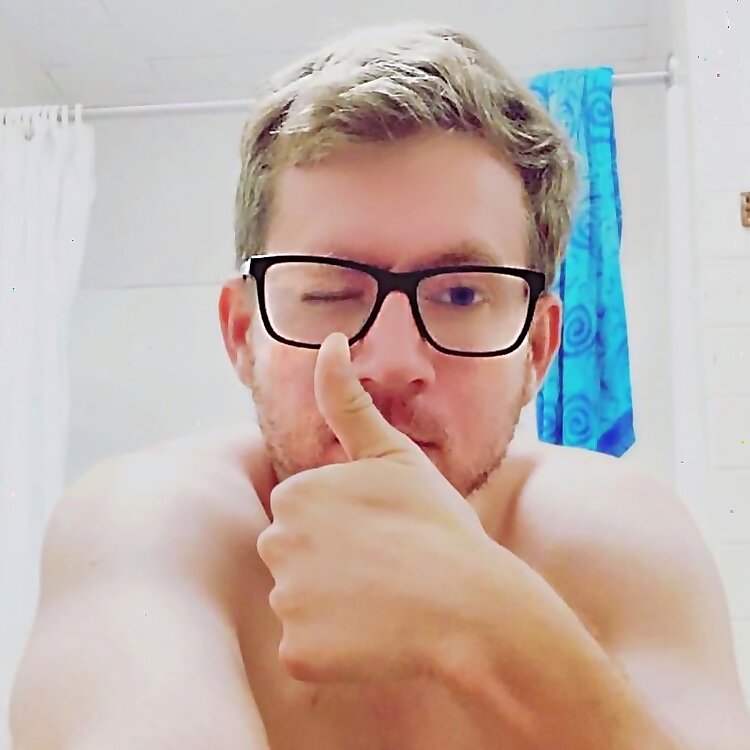 Blond N Blue