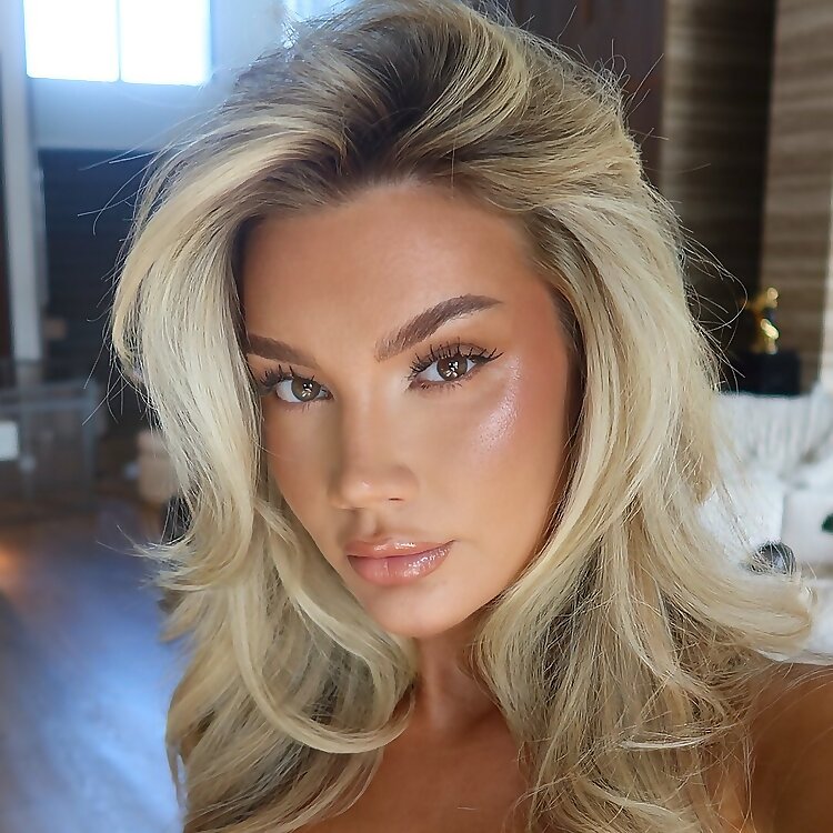 Alexa Collins