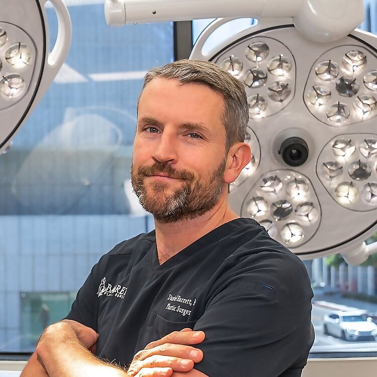 Dr. Daniel Barrett