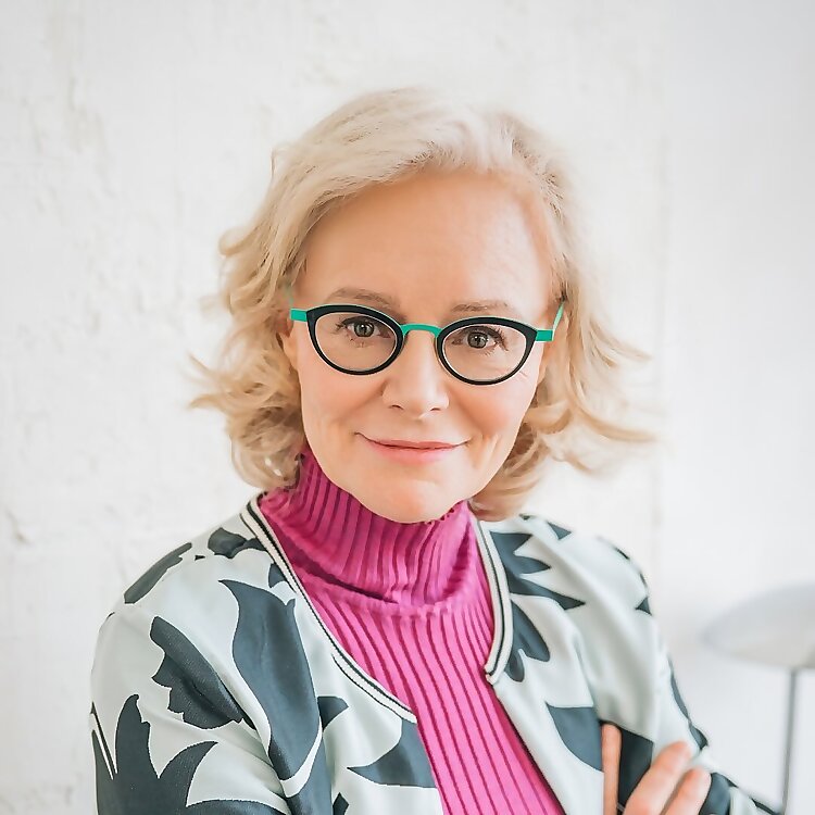 Eloisa James