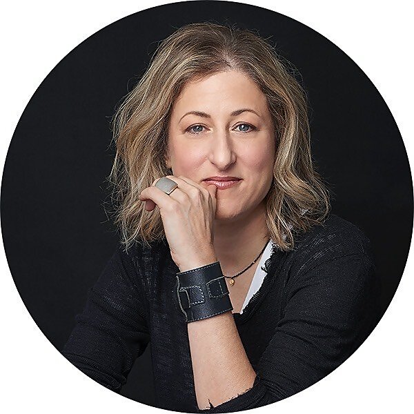 Laura Coe