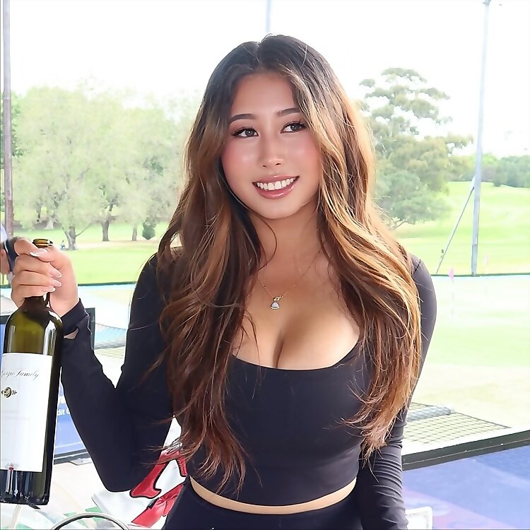 Elizabeth Pang
