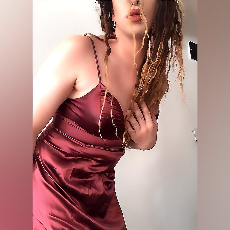 Sissy Dena 