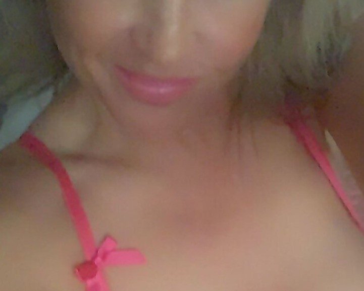 Aura Leigh OnlyFans