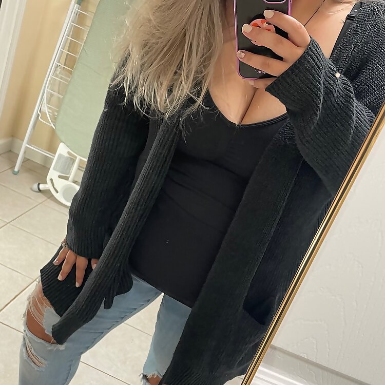 Misbehaved Mom 