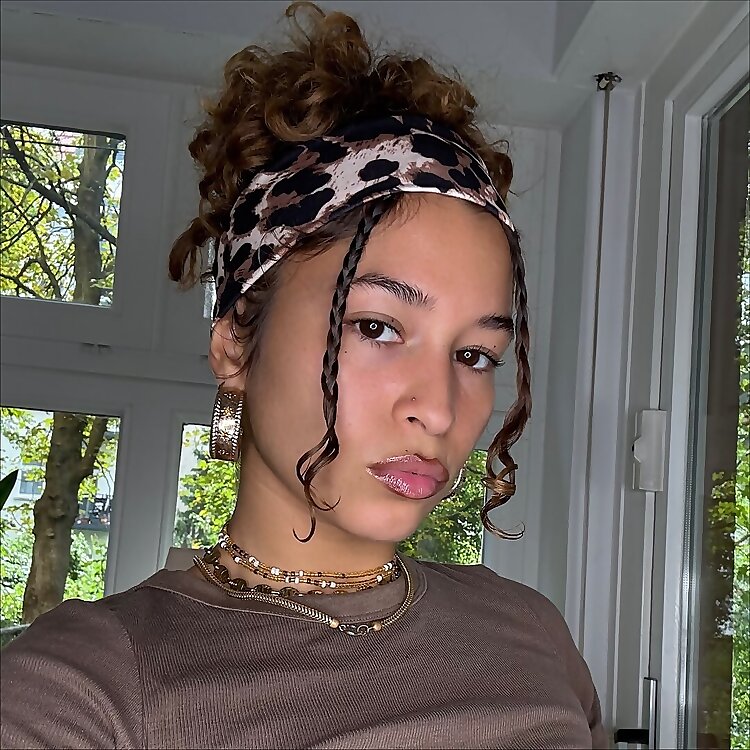 Naya