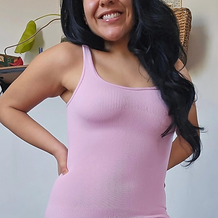Nadia Iris