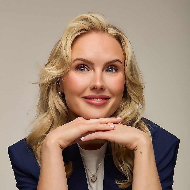 Dr Faye Bate