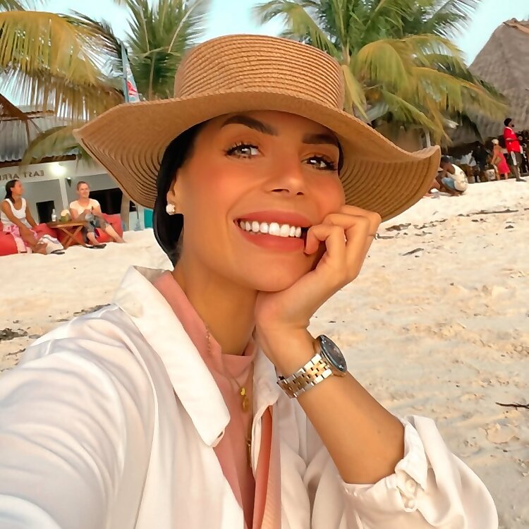 Nada Nader H