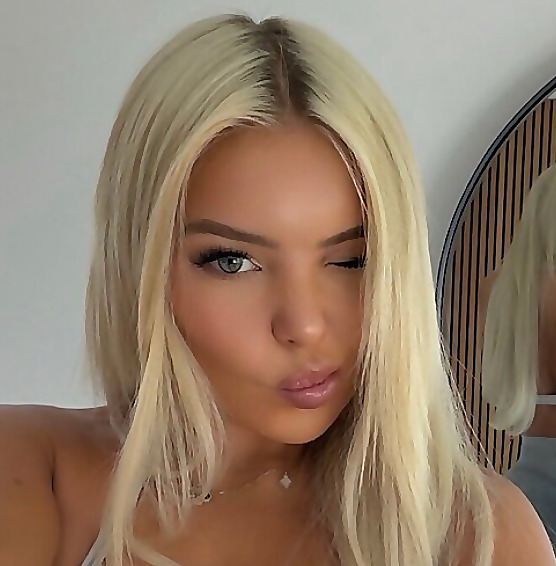 Naomi Steele