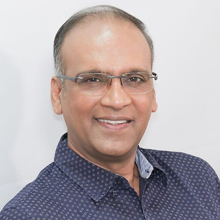 Komal Nahta