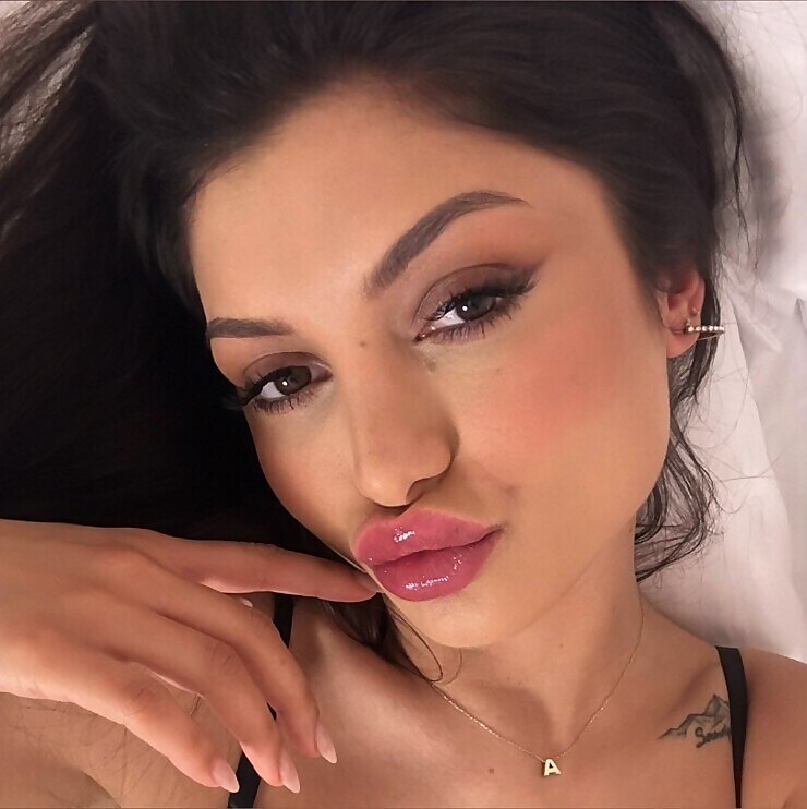 Vanessa Ossry 