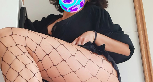 Julia B