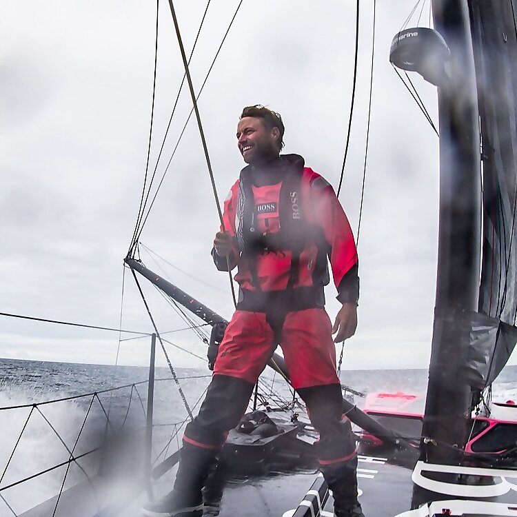 Alex Thomson