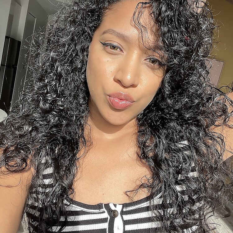 Roxanne Sky
