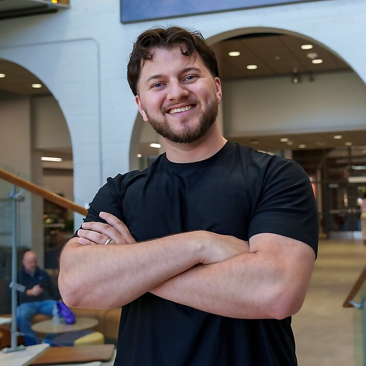 Andrew Serventi