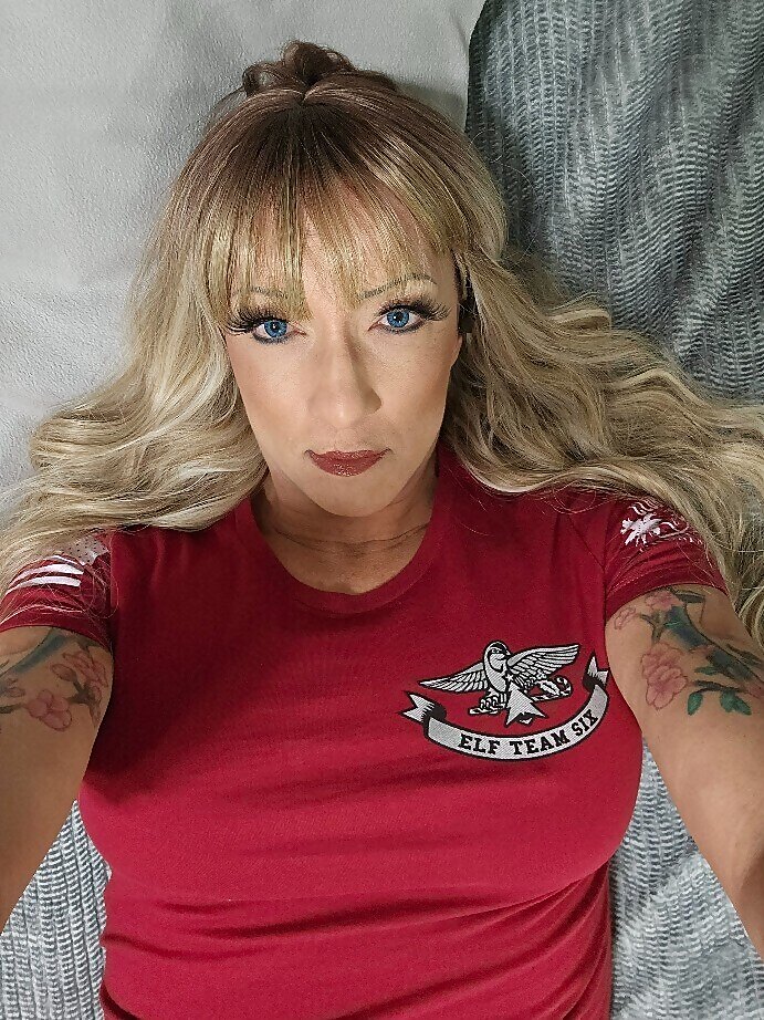 Carla Lee 