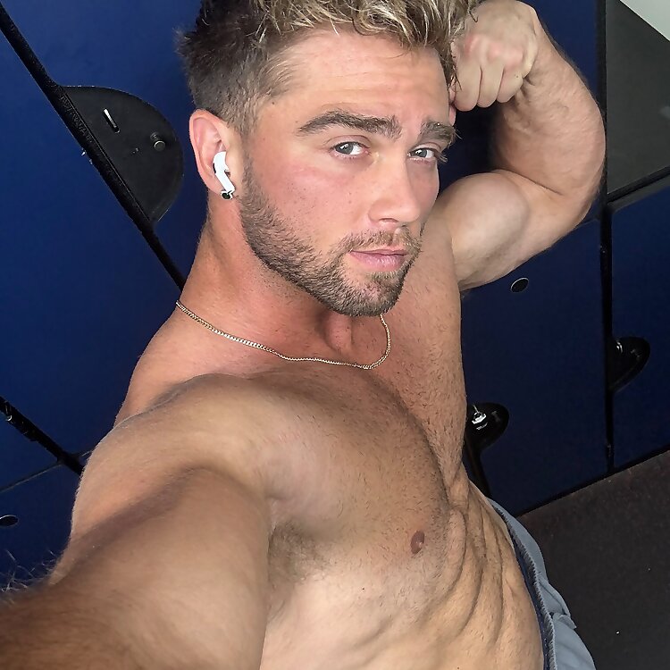 Noah Charles