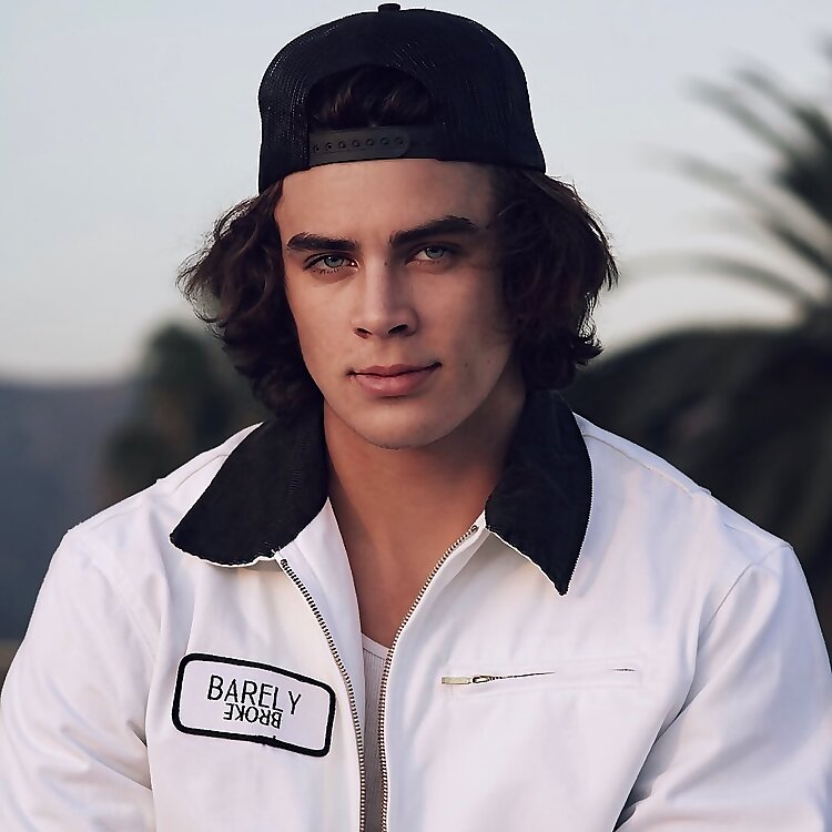 Hayes Grier