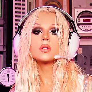 Farrah Moan