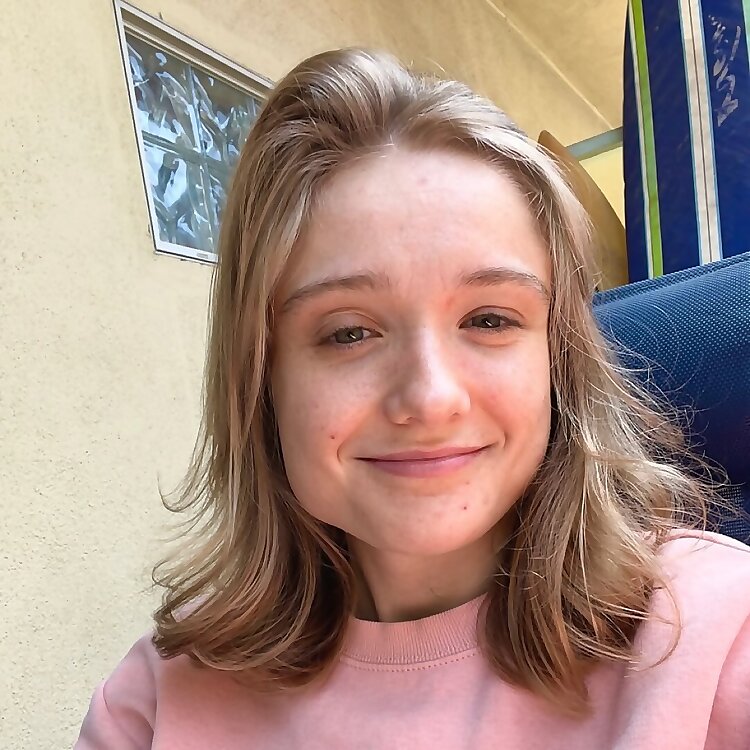 Liz Holzknecht