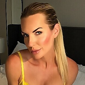 Vivian Fox 