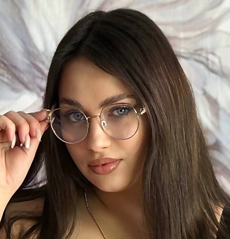 Nikki Velour