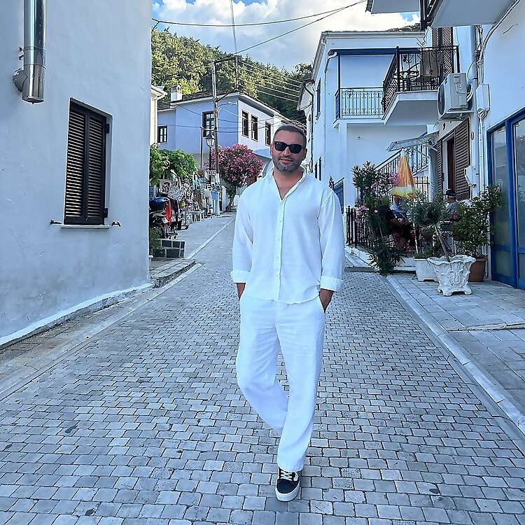  Dr. Rıza Eroksuz