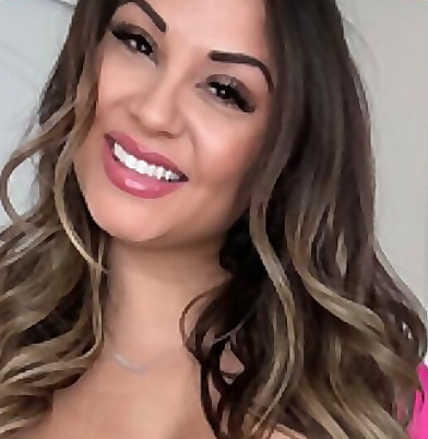 Sienna Taylor