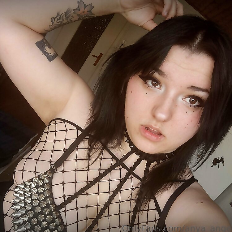 Anya 