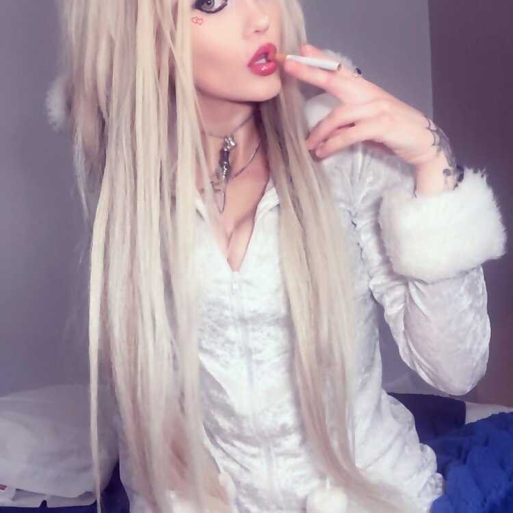 London Rose Williams