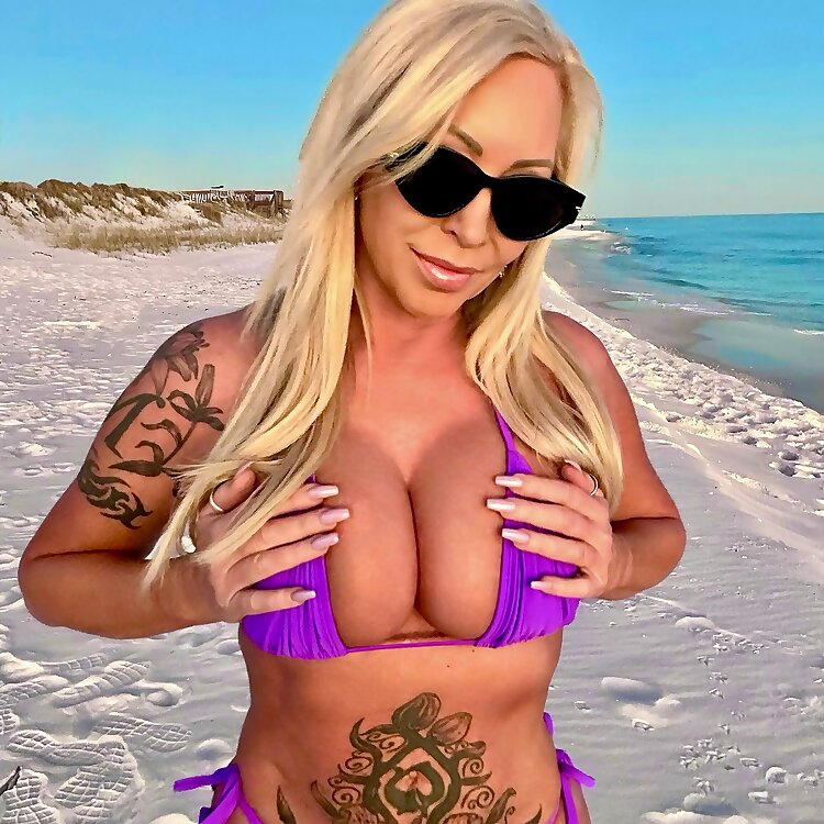 Country Cougar